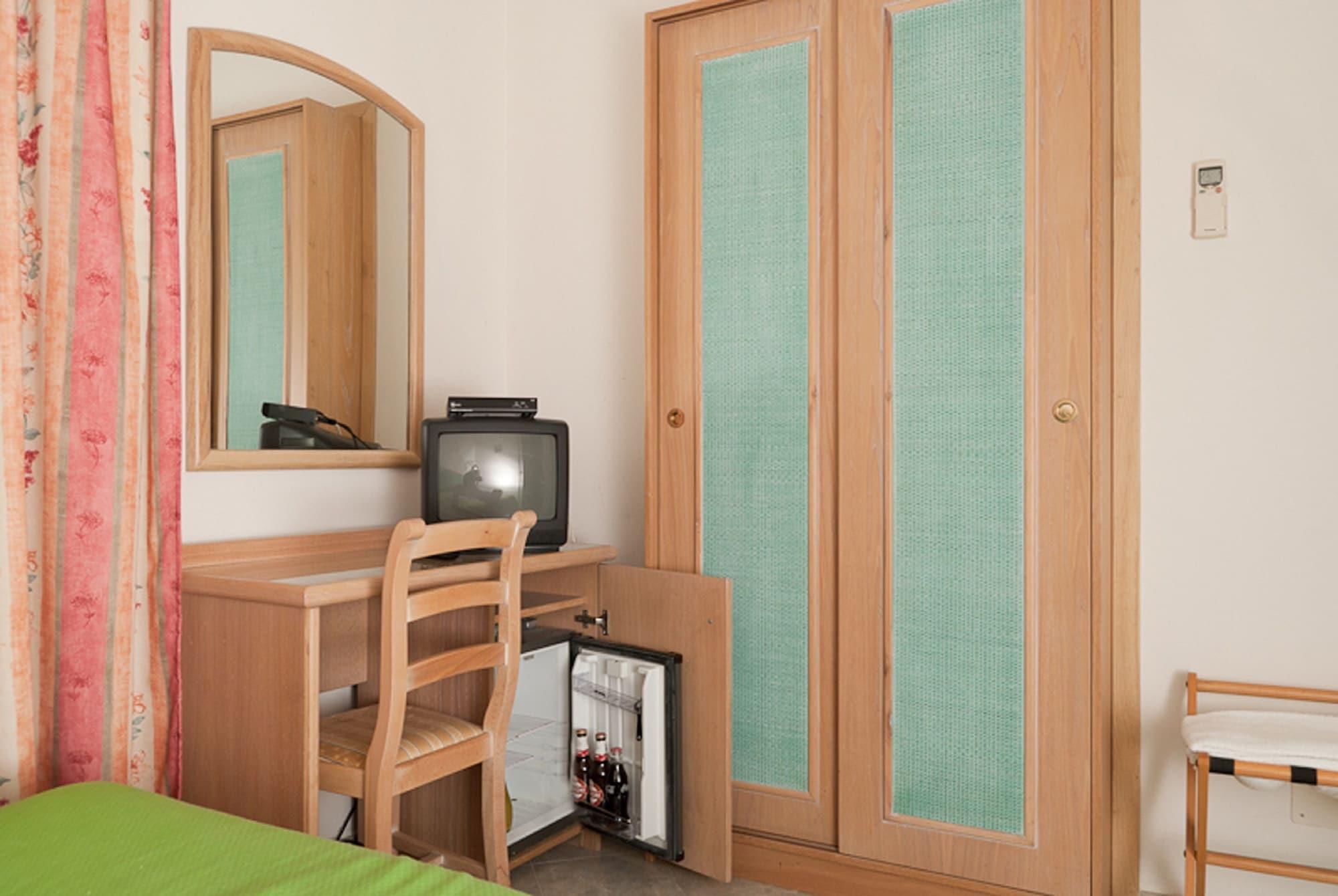 Hotel Del Postiglione Искья Экстерьер фото
