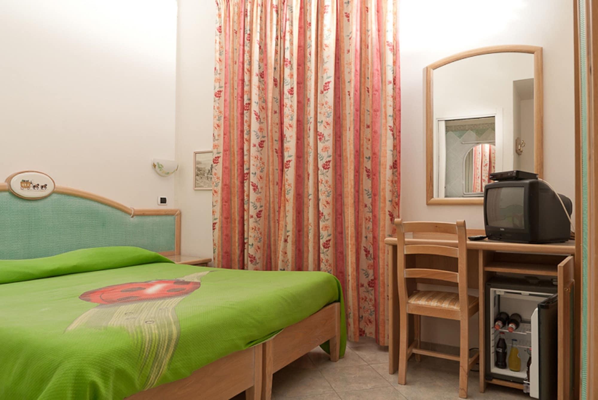 Hotel Del Postiglione Искья Экстерьер фото