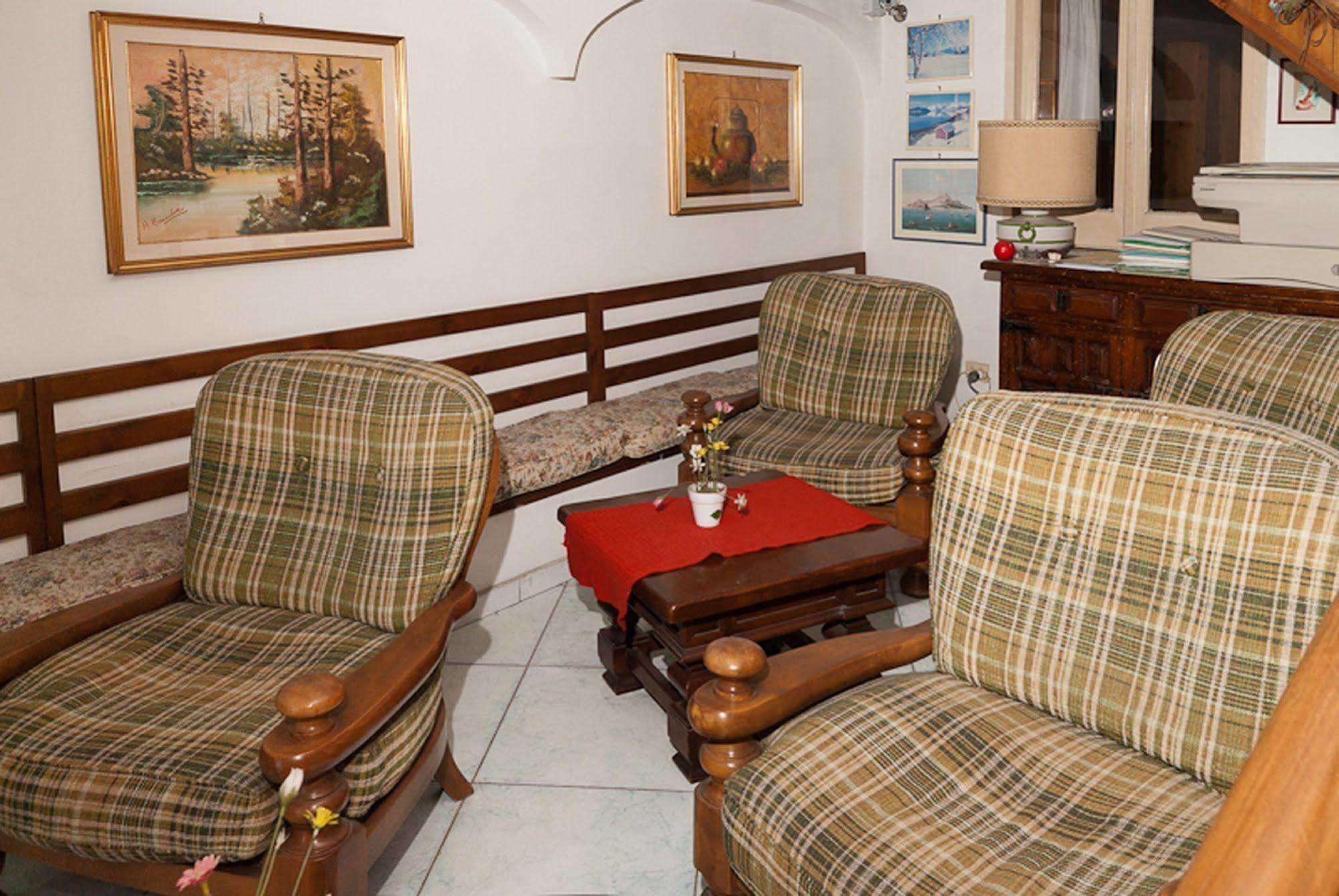 Hotel Del Postiglione Искья Экстерьер фото